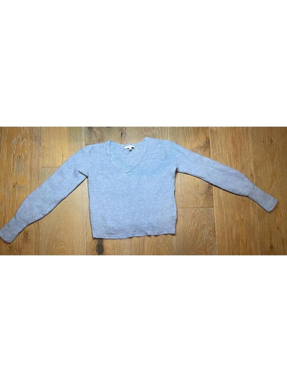 Madewell Women's Alpaca Blend Light Blue V-Neck Sweater Medium